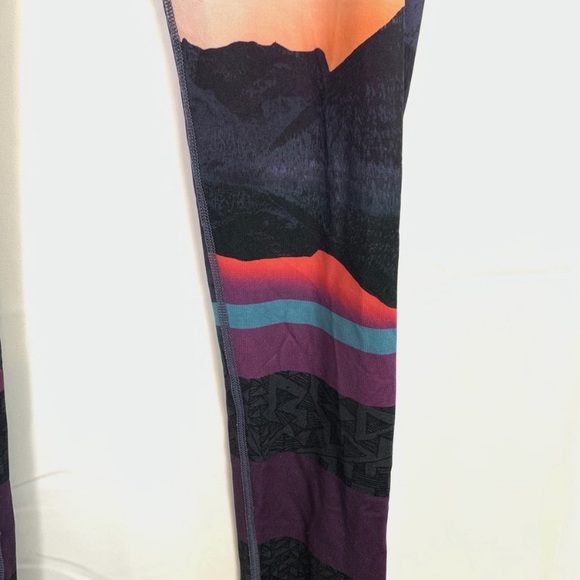 Lucy athletic leggings tights - Picture 3 of 5